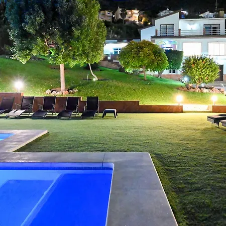 Villa Peralta, Heated And Private Pool ,Near Beach And Golf !-2